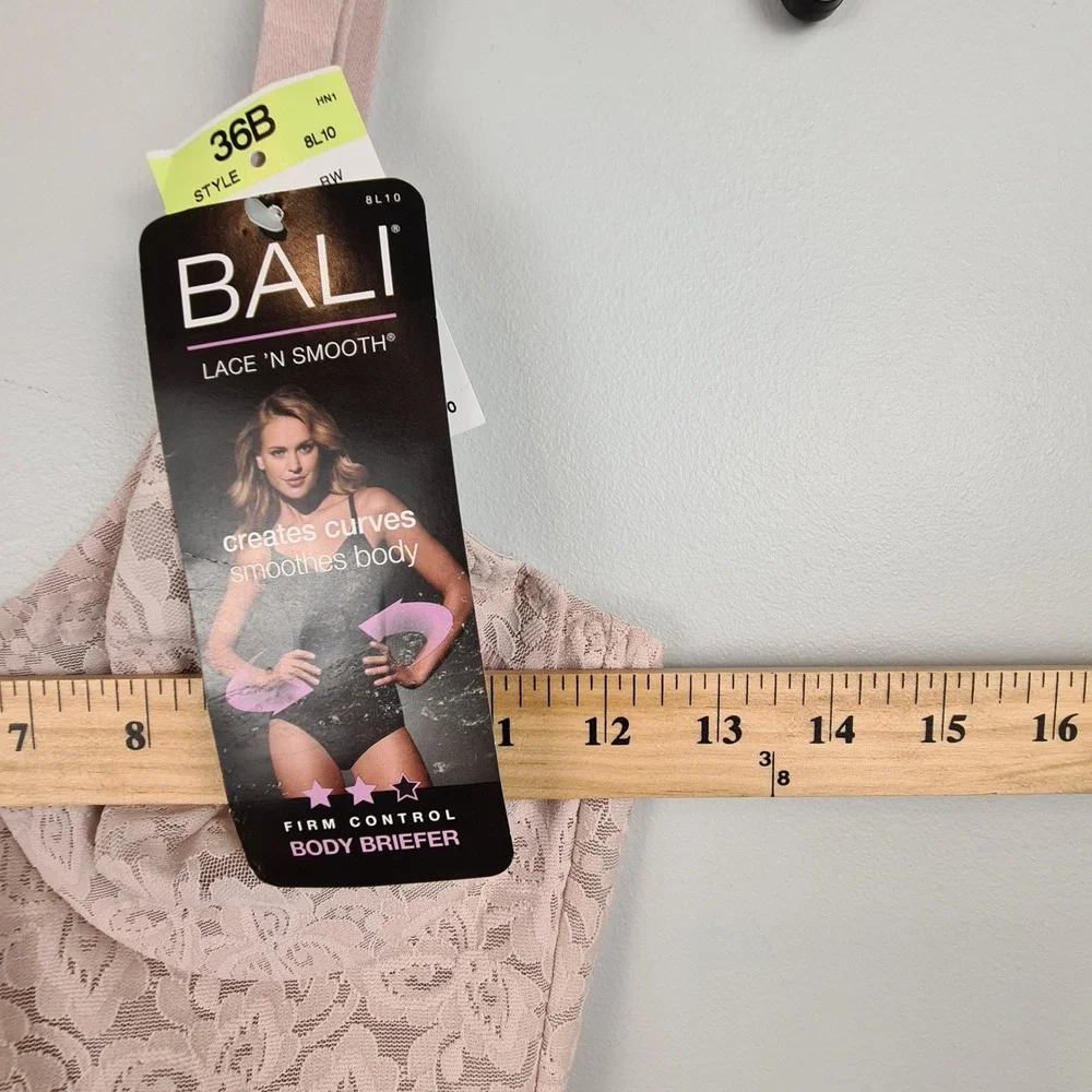 Bali Floral Lace 'N Smooth Firm Control Body Briefer Bodysuit 36B Nude 8L10 Sexy